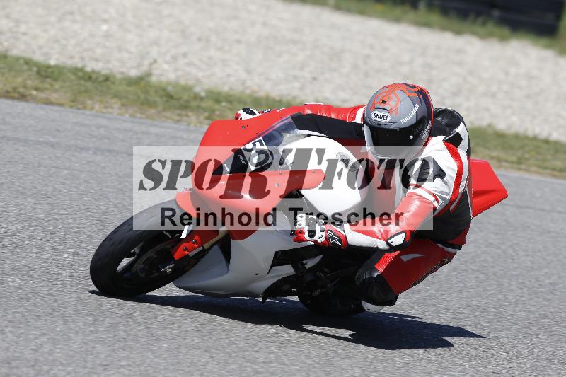 /07 09.04.2026 Cornu Master School ADR/Gruppe gruen/50